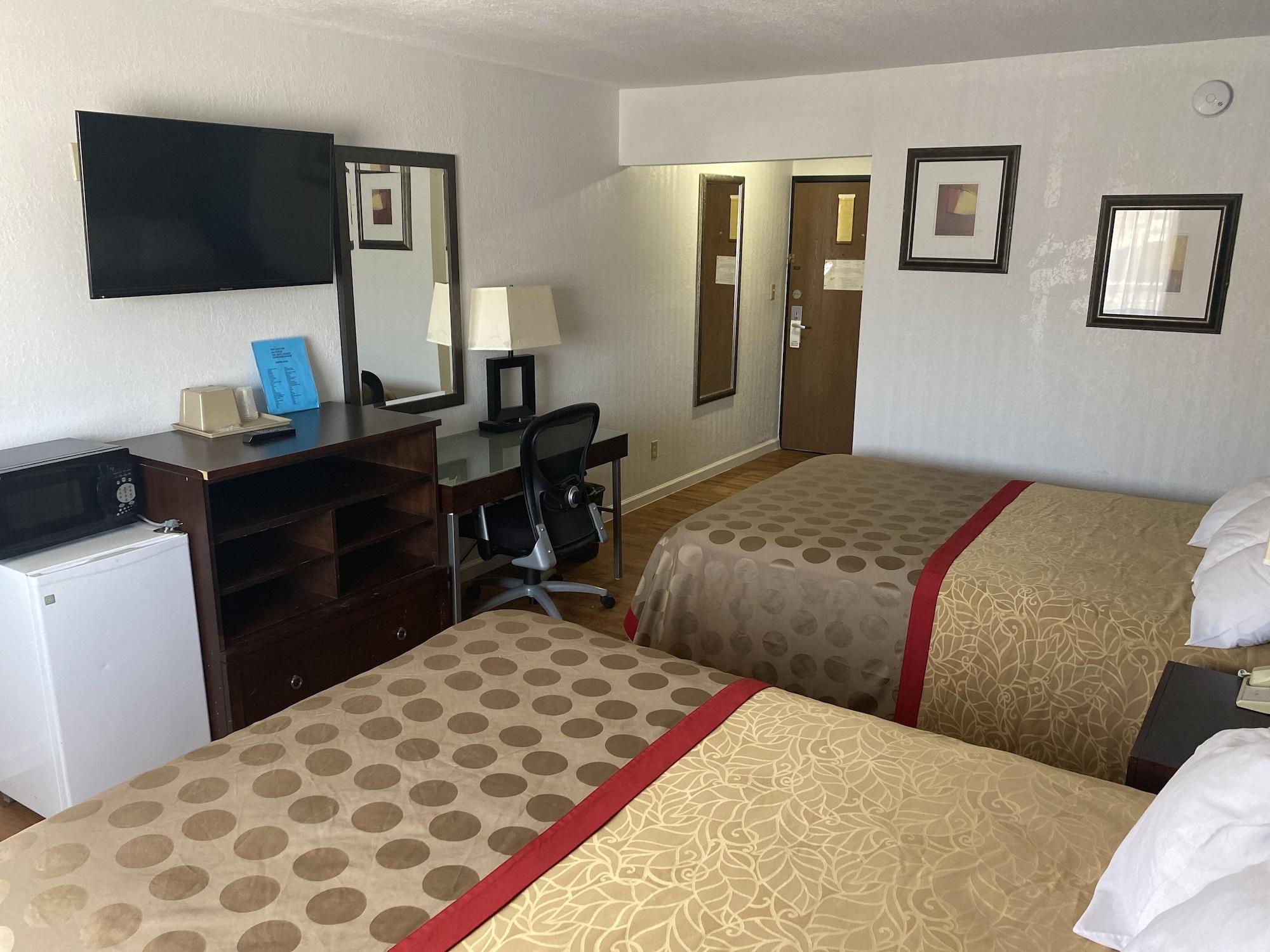 Super 8 By Wyndham Fort Scott Экстерьер фото