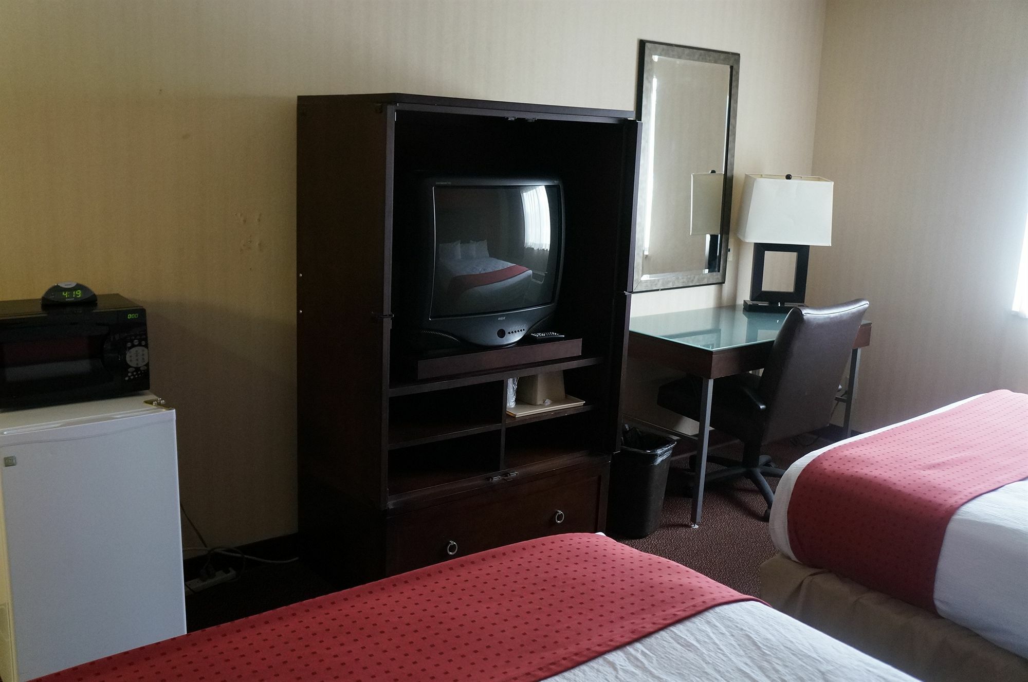 Super 8 By Wyndham Fort Scott Экстерьер фото