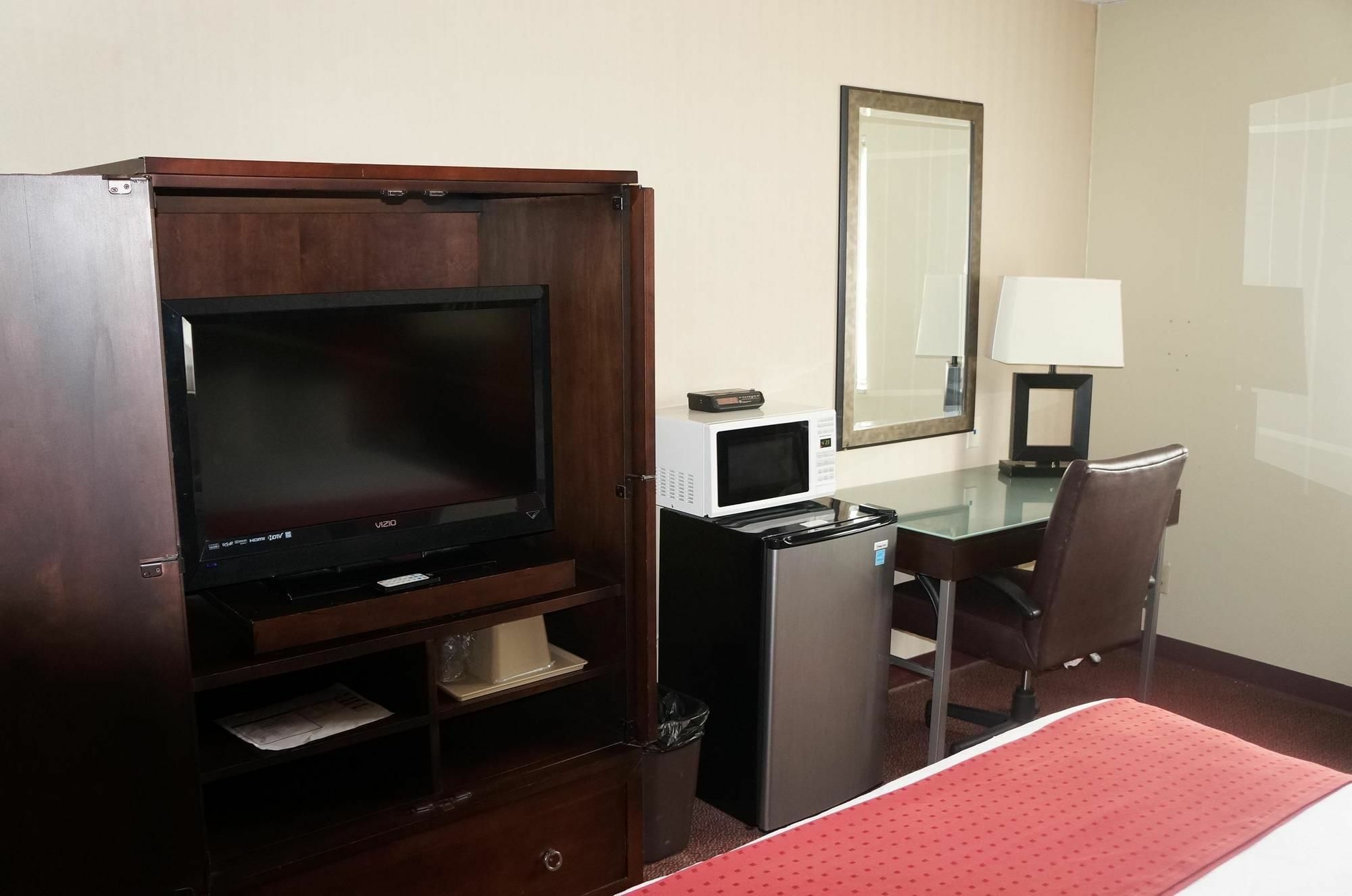 Super 8 By Wyndham Fort Scott Экстерьер фото